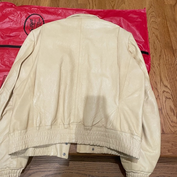 Vintage Tony Alamo Leather Jacket excellent condition still has bag. - Picture 2 of 13